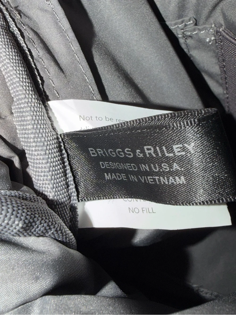 Briggs & Riley Men’s Black Delve TrekSafe Vertical Crossbody